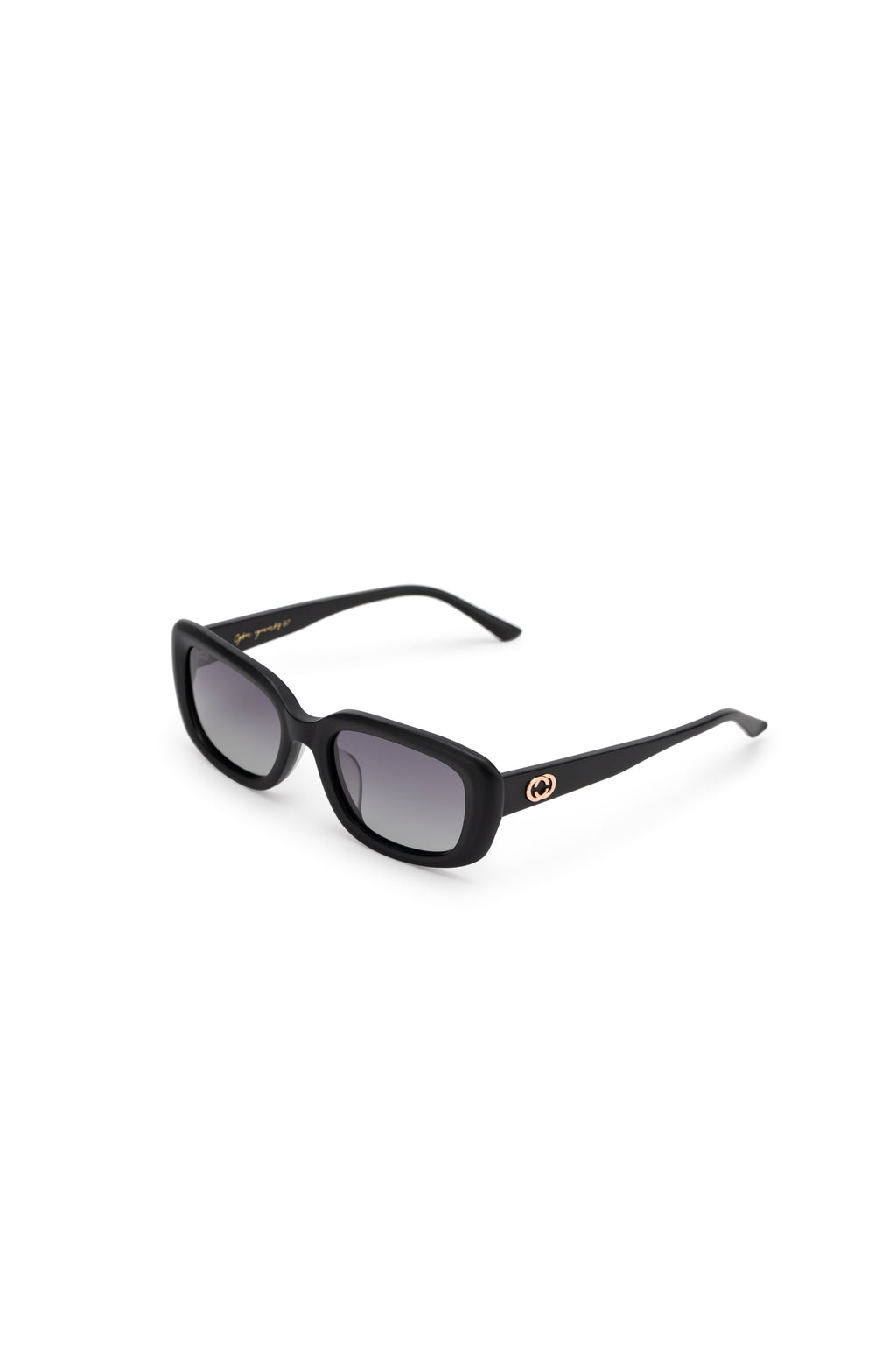 Women with hijab in stylish asian fitting Korean Style Unisex sunglasses. A pair of square-shaped, Cat-eye retro sunglasses with a full plastic frame, .Womens Asian fitting Sunglasses. Icon in Matte - Gradient Lens 
