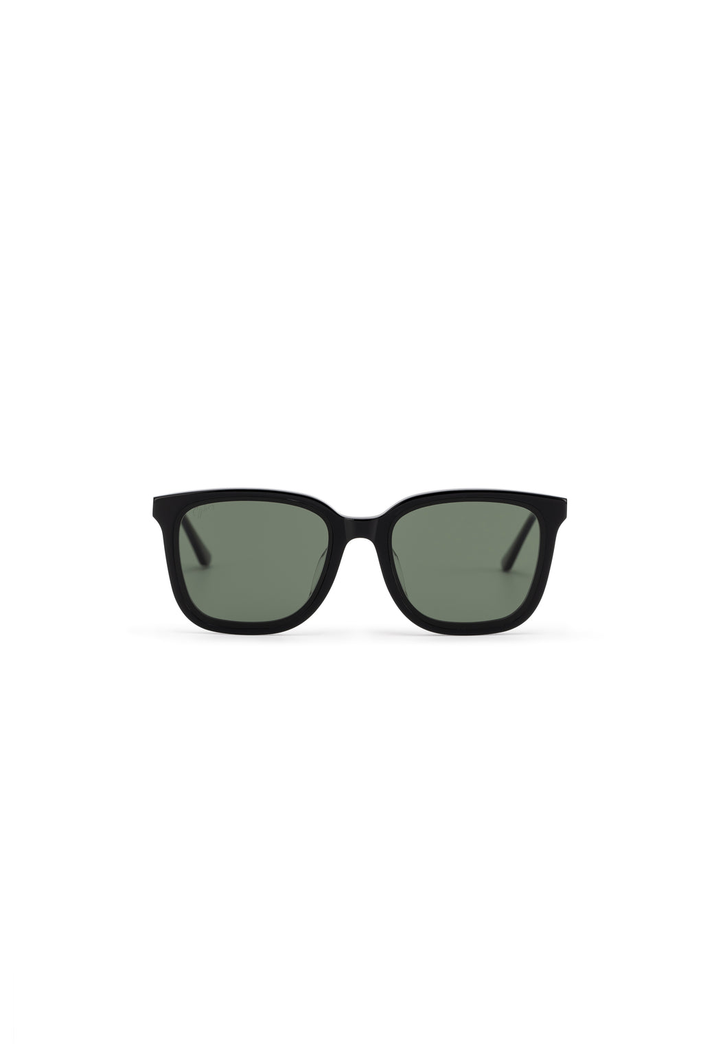 Women with hijab in stylish asian fitting Korean Style sunglasses. A pair of square-shaped, Cat-eye sunglasses with a full plastic frame, Metal temples.Womens Asian fitting Sunglasses. Jade in Black - Olive Lens